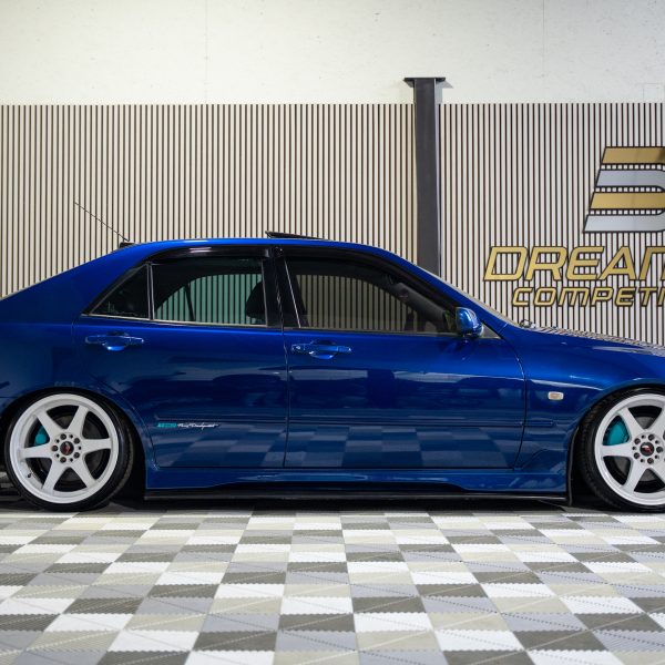 2001 Lexus IS200 Sport